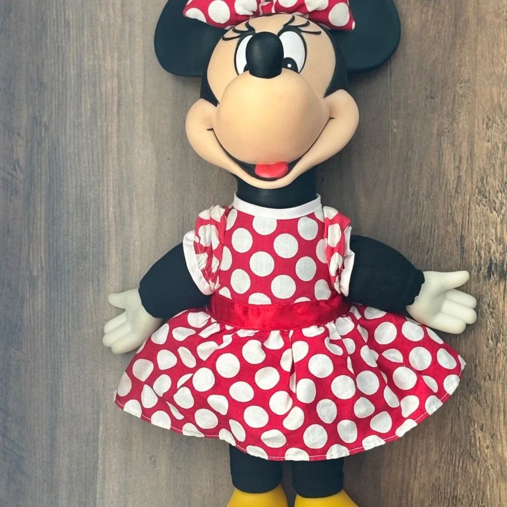 VINTAGE Disney Mouseketoys Minnie Mouse Rubber Face Soft Body Stuffed Doll Plush